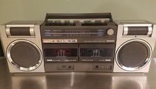 Vintage Boombox MONTGOMERY WARD JSA 39505