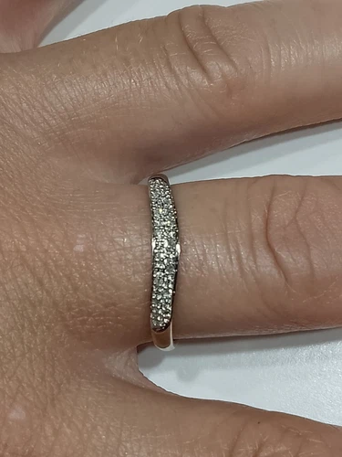 9ct yellow gold pave set diamond half eternity ring (R20)