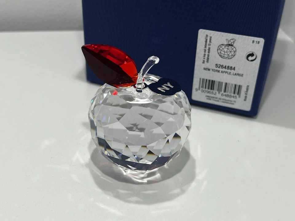 Swarovski Figurine 5264884 Apple New York 6,2 Cm. Boxed & Certificate - Top Zust - Image 2 of 4