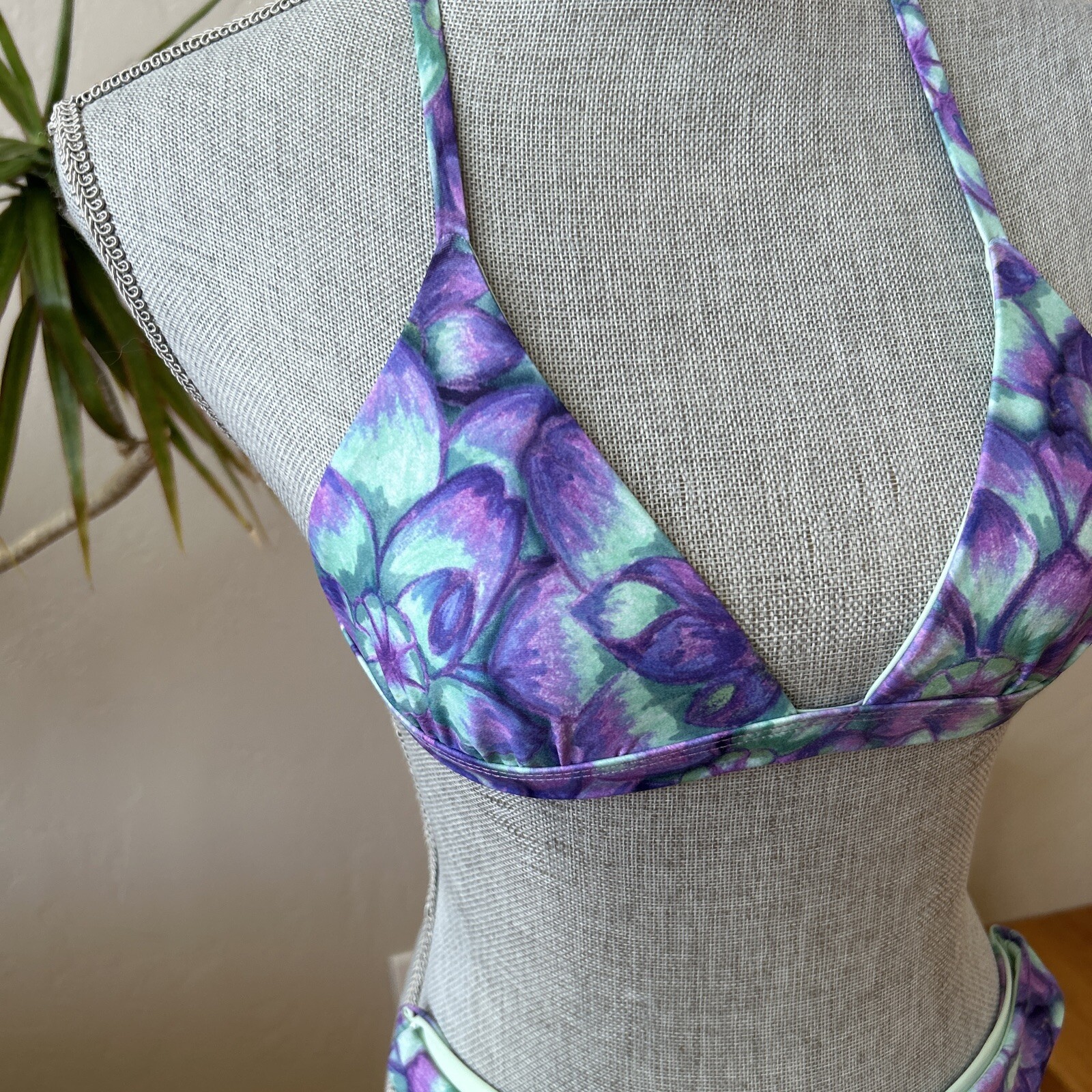 Naya Moana Maui Magic Touch Bikini Bathing Suit Swims… Gem