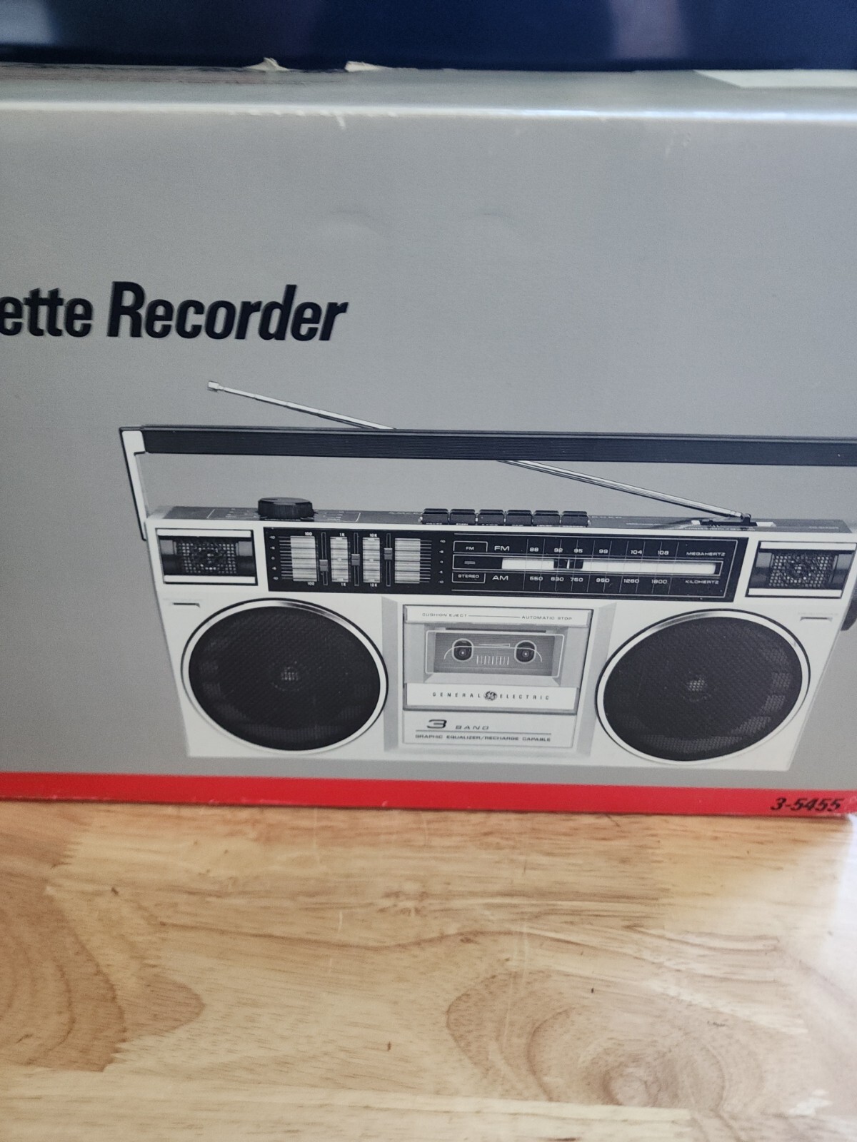 GE Radio Cassette Recorder 3-5455 AM/FM Stereo Cassette Recorder  N.O.S N.I.B