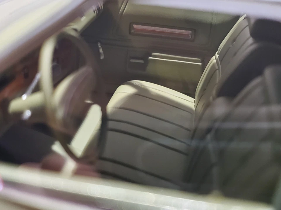 BOS Models 1974 Buick Estate Wagon 1:18 Scale Resin Car Green Wood Station Wagon - Image 4 of 4