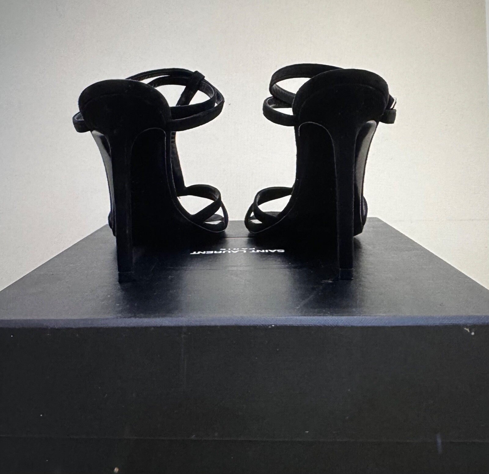 Sandalo Saint Laurent ""Jane"" cinturino a T tacco nero pelle scamosciata donna taglia 7