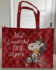 Christmas Holiday Peanuts Snoopy Reusable, Non-Woven Fabric Gift Bag Tote - New!