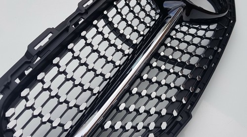 C Klasse Diamant Stil Grill für Mercedes W205 C180 C200 C250 C350 C450 S205 2019 - Bild 2 von 7