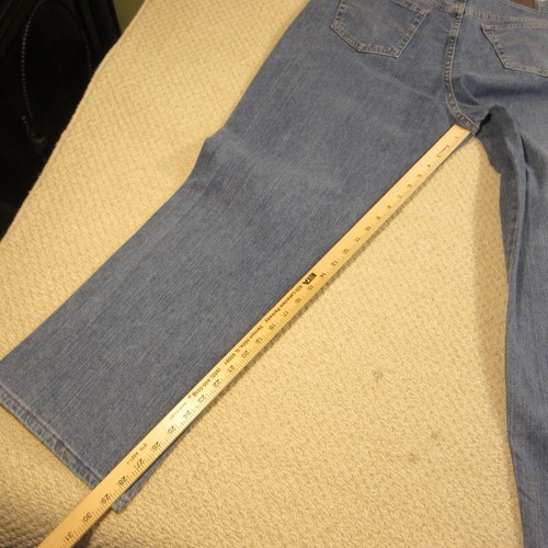 Lee Jeans Womens size 18 Short Blue Stretch Denim Relaxed Fit Straight Leg - Picture 14 of 20