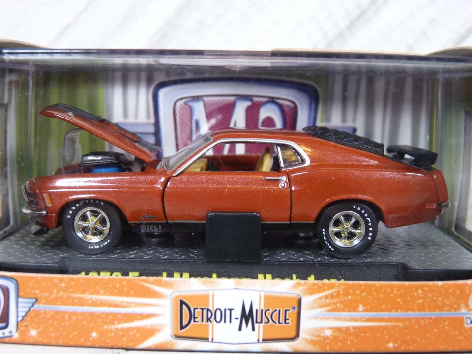 M2 Machines Detroit-Muscle '70 Ford Mustang Mach 1 351 Red Cinnamon R17 New 1:64 - Image 2 of 4