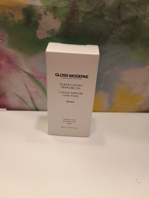 Gloss Moderne Clean Luxury  Perfume Oil REVES.  .5 oz/15 ml.