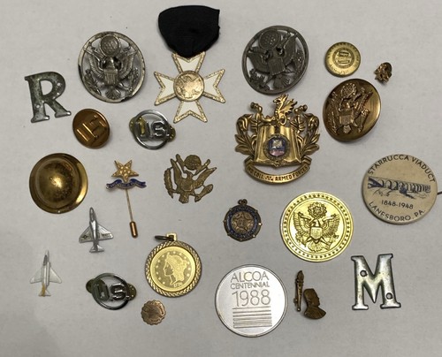 Vintage US Military Medals Pins Lot Bicentennial Liberty Cross Navy Aircraft