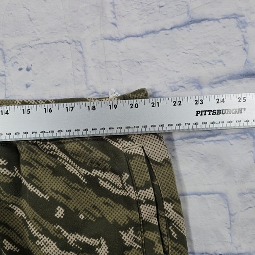 Puma pantaloncino pile uomo 3XLT verde oliva mimetico righe tigre logo grafico 846837-44 - Foto 5 di 11