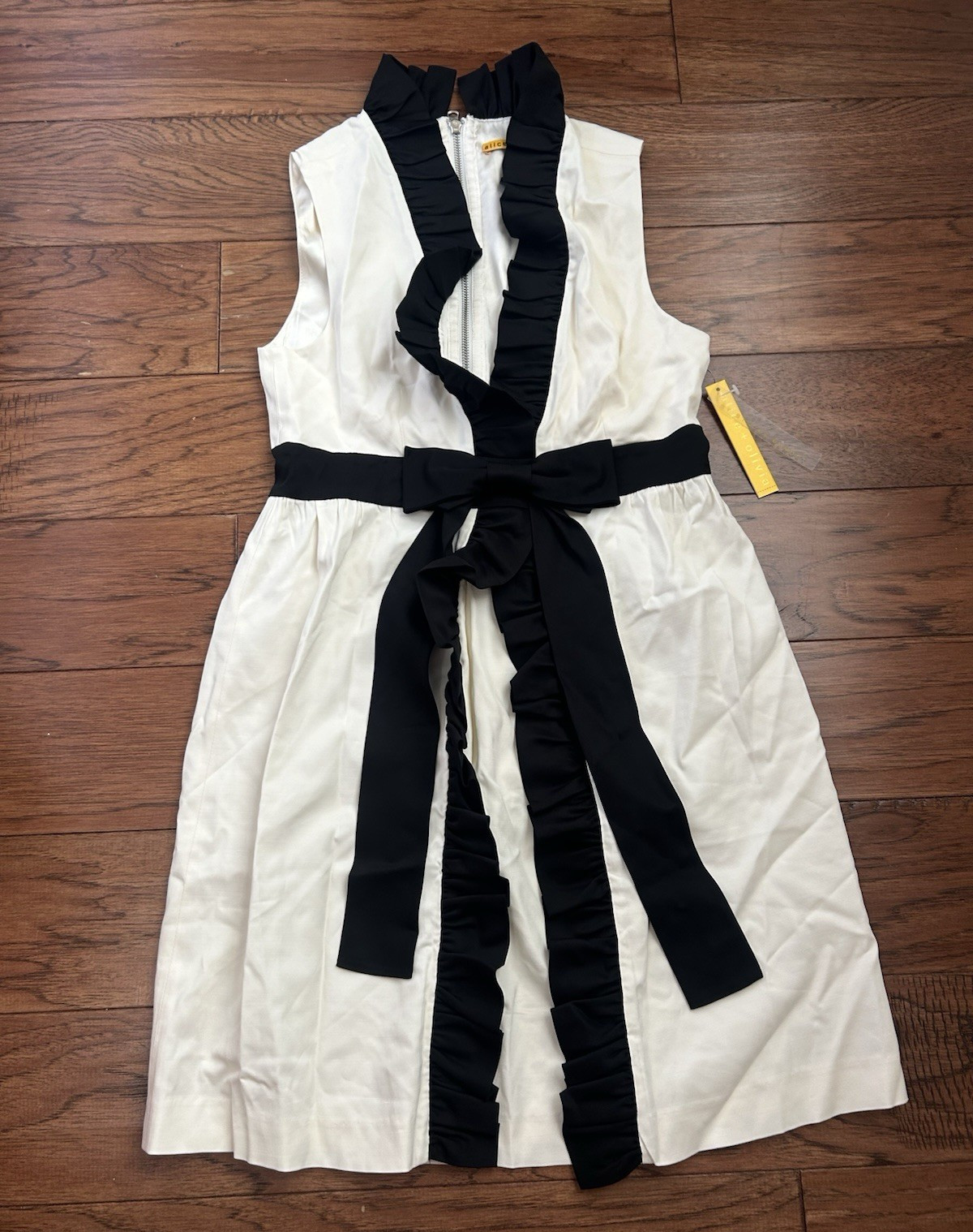 alice + olivia Cream/Black Silk Pencil Dress S Ruffle Belted
