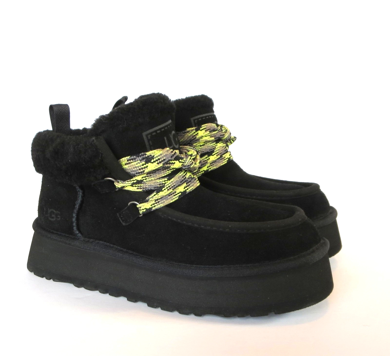 Botas de plataforma Ugg Funkarra con puño de cabina (talla 9) negras gamuza piel de oveja tobillo NUEVAS