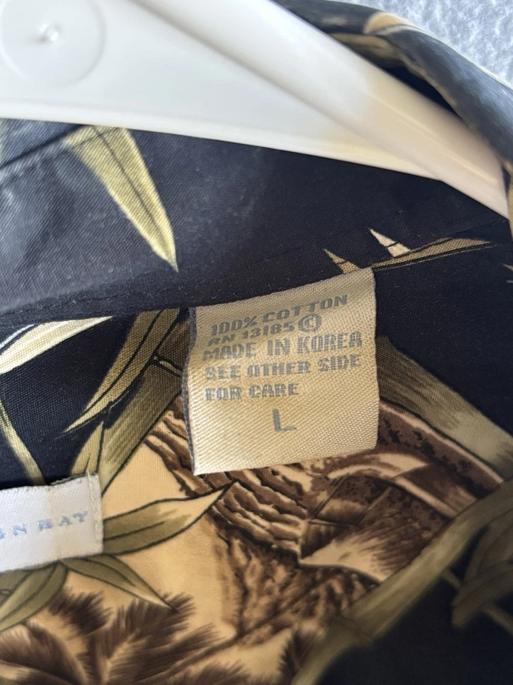 Half Moon Bay Men Button Up Shirt L Black Hawaiian Tropical Leaves Short Sleeve - Image 3 of 4