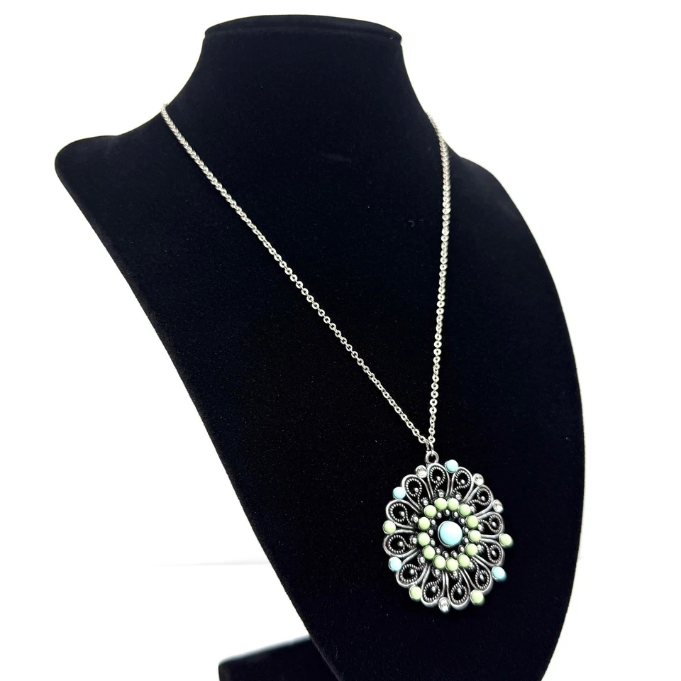 Colgante y collar de filigrana de cuentas redondas cuentas acrílicas verde turquesa joyería Foto 4 de 4