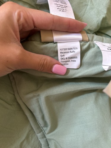 Pottery Barn Teen Macaron Ruffle TWIN/TWIN XL Quilt Green NWOT OB - Picture 5 of 5