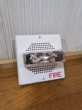 Cooper Wheelock CH70-24MCW-FW, Fire Alarm Chime Strobe, 24VDC, Wall Mount, White