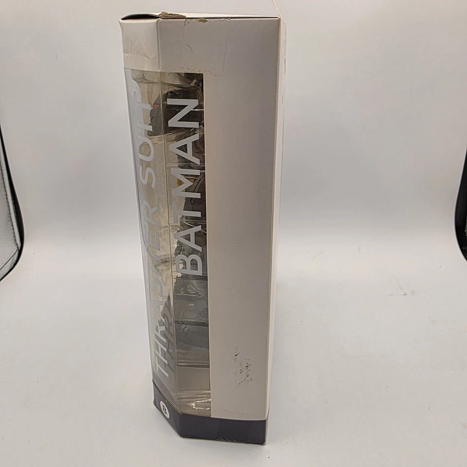 全新 DC Collectibles 设计师系列 Thrasher 套装 蝙蝠侠 Greg Capullo 著 — 第 4/4 张图片