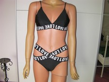 Sehr sexy Bikini schwarz mit LOVE Schriftzug ...