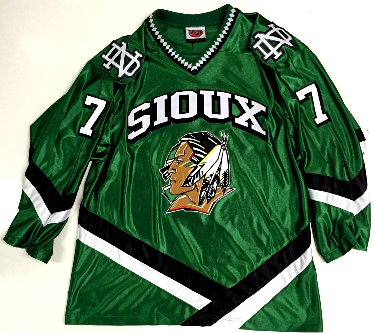 North dakota fighting clearance sioux hockey jersey