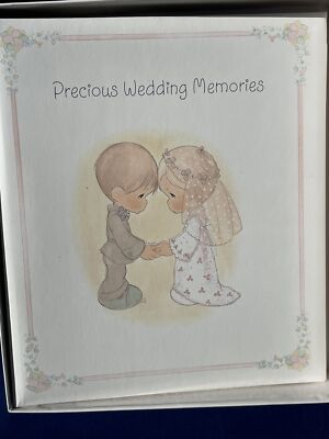 PRECIOUS MOMENTS Wedding Registry Book Gifts Guest List Album NEW