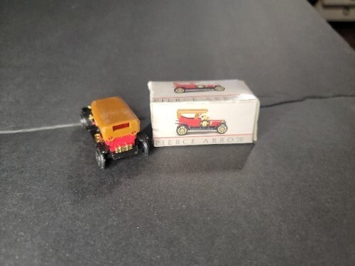 1989 Readers Digest Collection - Pierce-Arrow Miniature Toy Car 1:64 MIB In 📦 - Picture 2 of 3