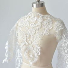 0.9m Spitzenrand Weiß Bestickt Blumenmuster Paillette Stoff Applikation Hochzeit