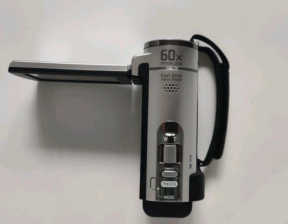 SONY DCR-SX63 Handycam Compact Digital Video Camcorder Works Great! - Image 4 of 4