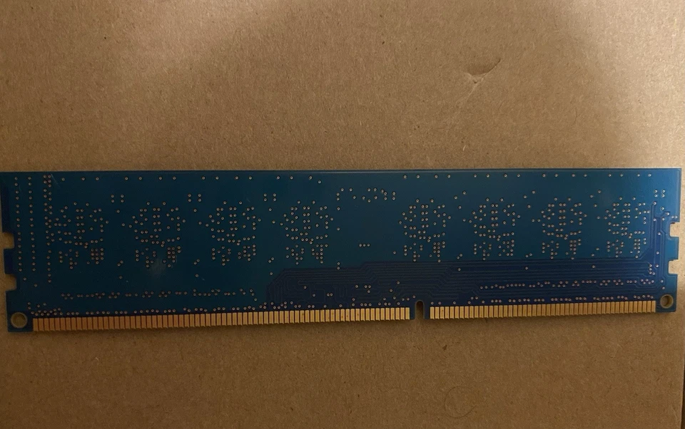 1GB 1Rx8 - 8500U - 7 - 10 - AO HMT112U6BFR88C - G7 - Image 2 of 2