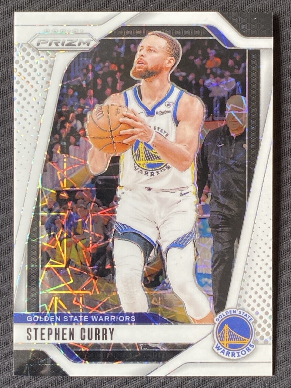 Stephen Curry 2024-25 Panini Prizm White Lazer Base /275 #134