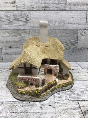 VTG David Winter Cottages BLACK BESS INN No 3 British Traditions Retired 1988
