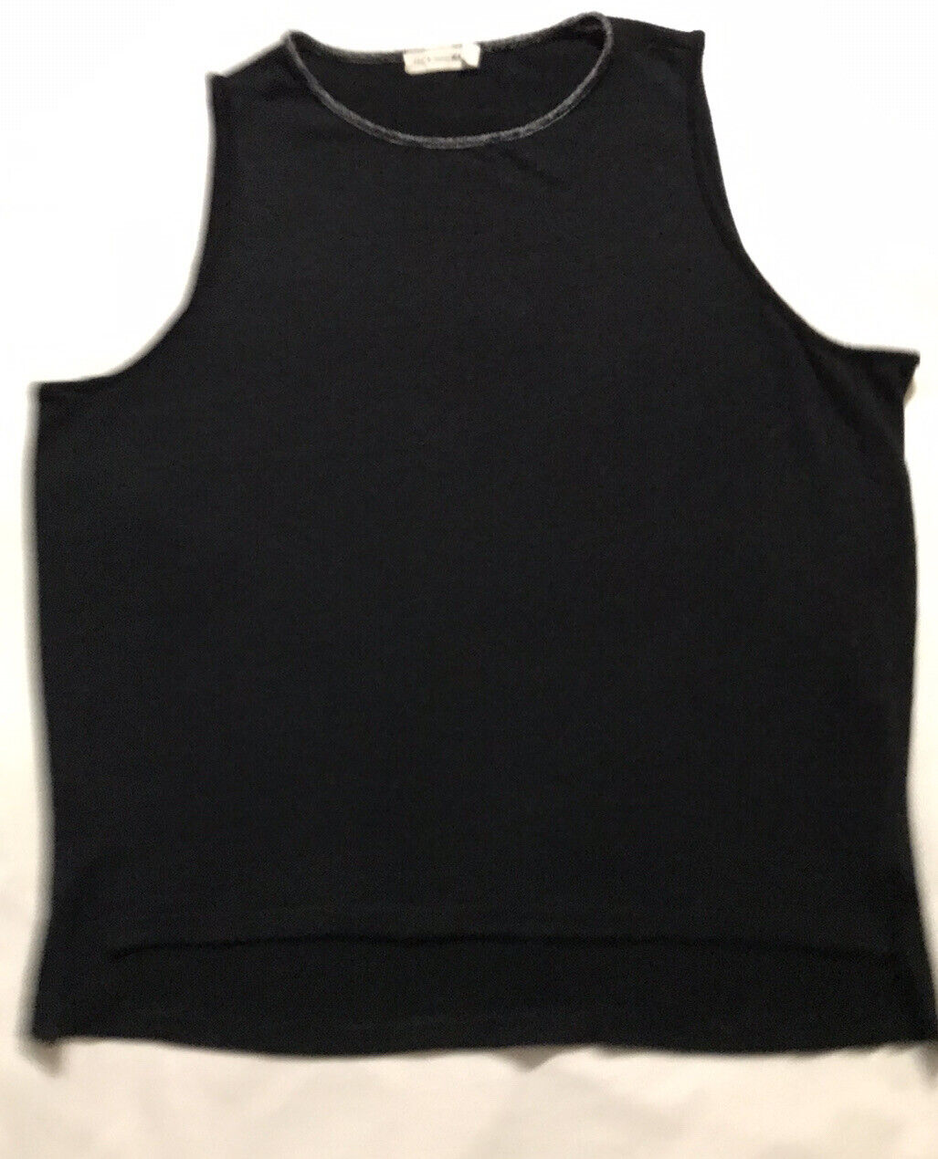 Foto 1 di 9