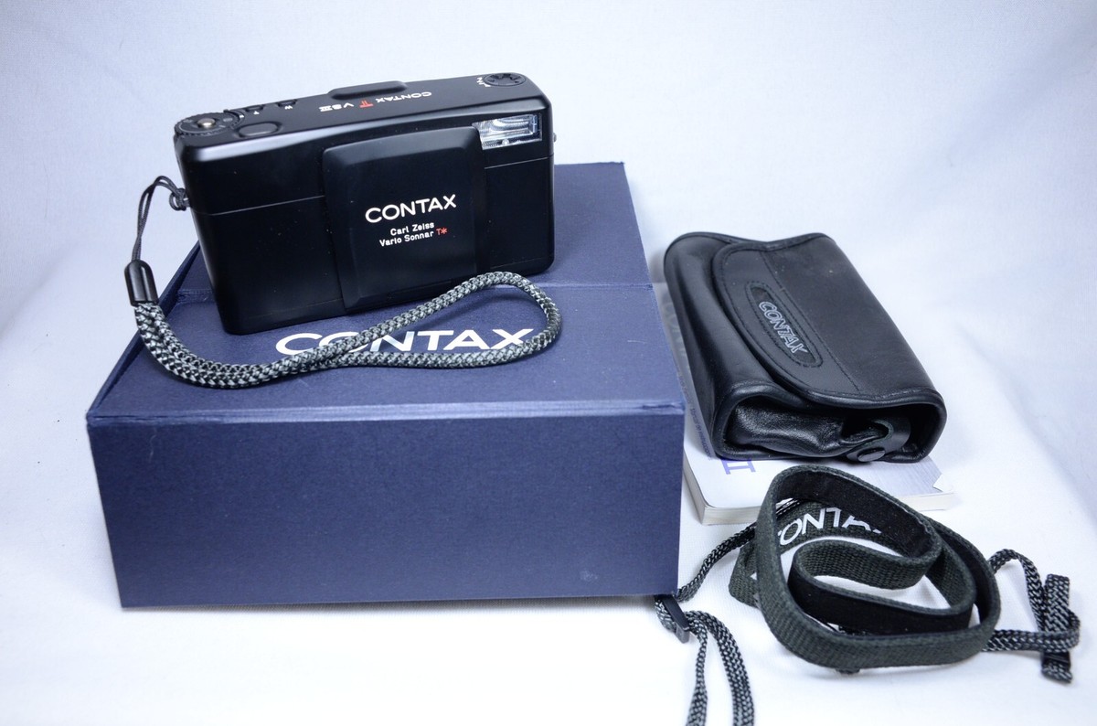 Contax TVS III Black 35mm Point and Shoot Film Camera Contax TVS III Black 35mm Point and Shoot Film Camera