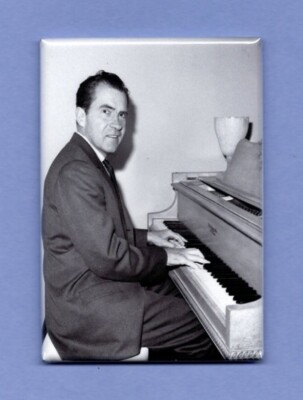 RICHARD NIXON *2X3 FRIDGE MAGNET* PLAYING PIANO POLITICS PRESIDENT WHITE HOUSE