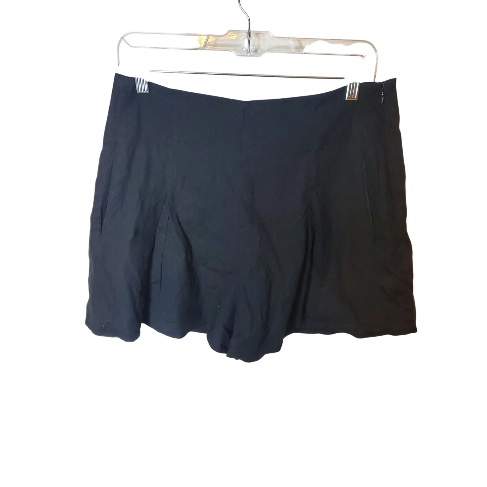 Vince Black Linen Blend Skorts, Size 10