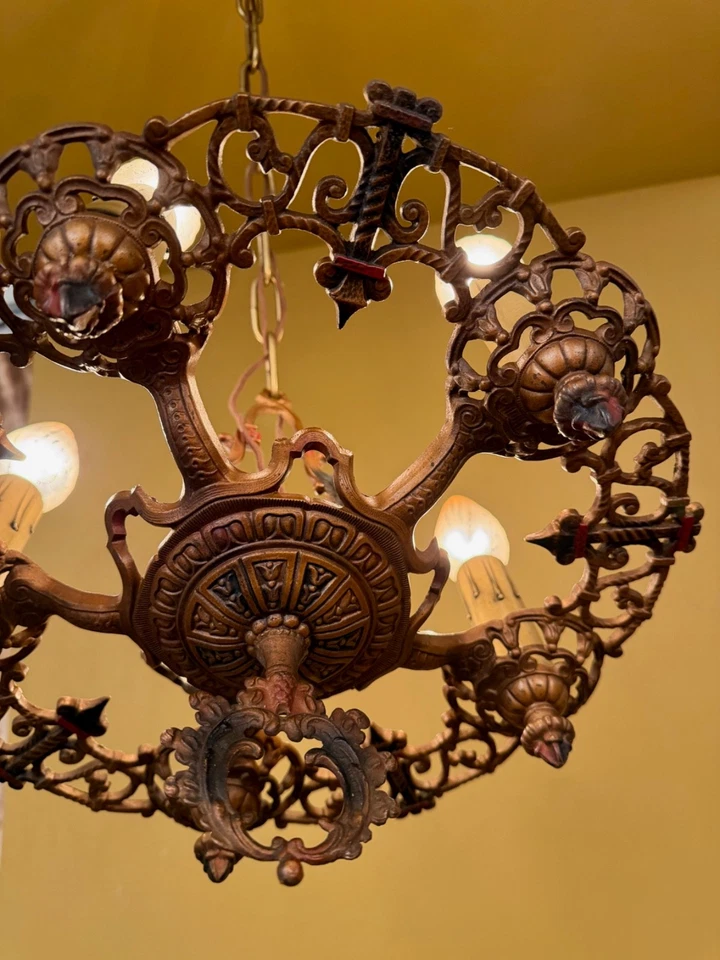 Candelabro vintage Lighting década de 1920 Romance Revival. MAIS DISPONÍVEL! - Imagem 4 de 4