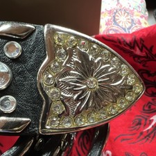 Cowgirl Nocona Women s Western Black Studded Belt Floral Rhinestone, size 38/40