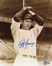 Lefty Gomez Autographed 8x10 Photo BAS BF01886
