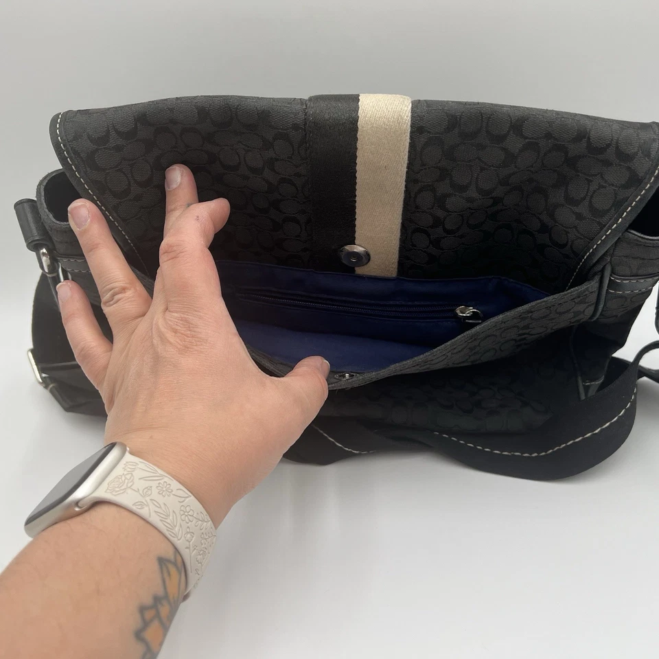 Coach Signature Black Messanger Bag Cross Body Satchel Blue Lined M0968-F70182 - Image 4 of 4