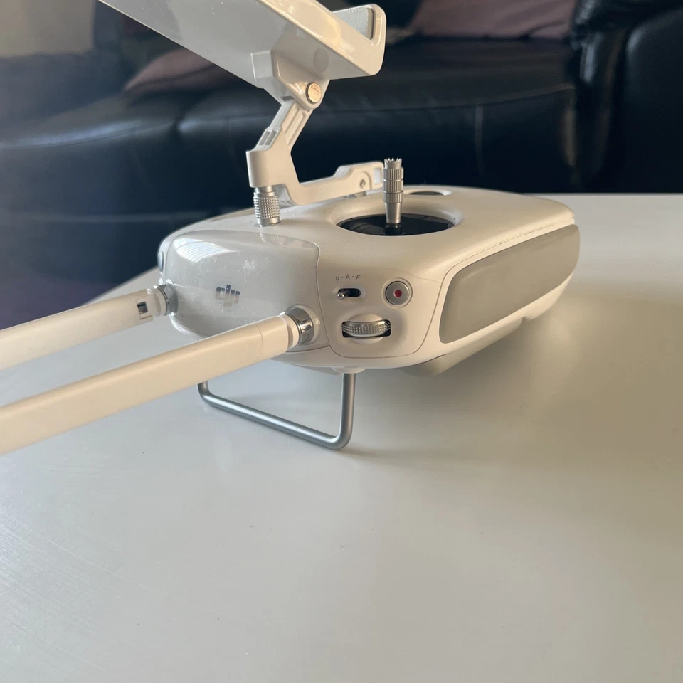 Original DJI GL300K Controller Transmitter Phantom 4 Pro+ V2.0 - Image 3 of 4