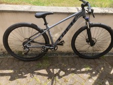 Trek 523696 Remedy 7 17.5 inch Mountain 