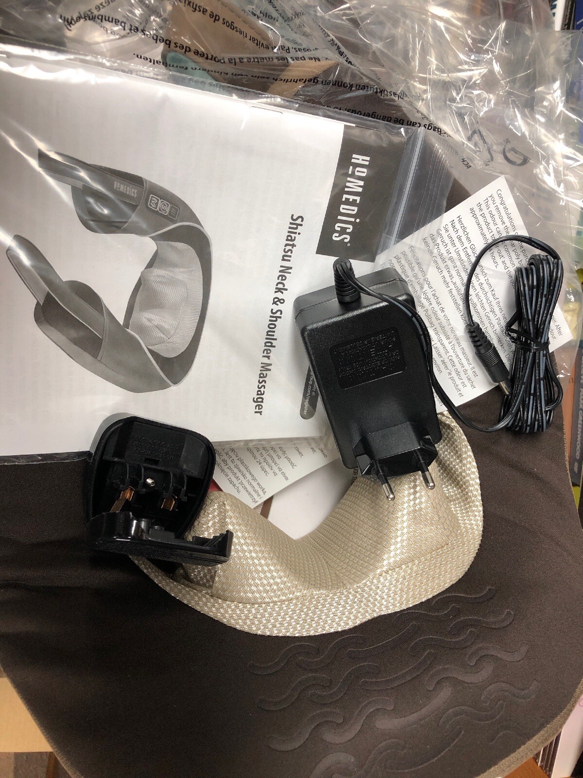 Homedics NMS-375H Portable Shiatsu Plus Neck Shoulder Massager Heat & Vibration