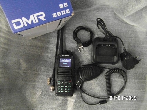 DMR Funkgerät mit opengd77 software (+ analog vhf/uhf + Zubehör,)wie neu !