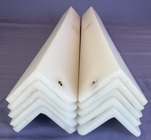 UHMW White 90° Angle, 1/4" Wall Thickness x 2" Arm Width x 24" Pre-Drilled