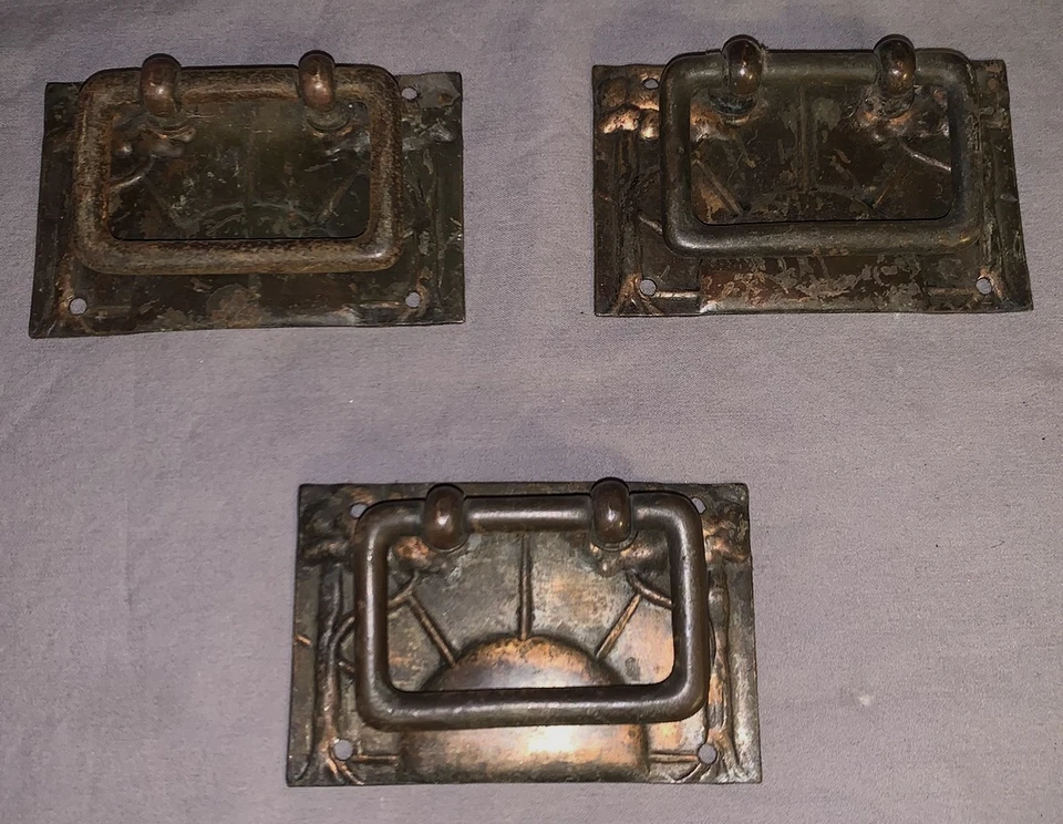 Great Set of 3  Unique Antique  Copper  Sunburst Design  Drawer Pulls  A5 - Image 2 of 3