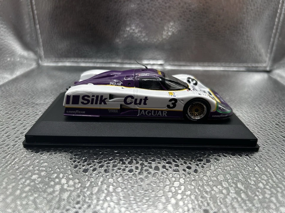 Jaguar XJR12 #3 1990 Nielsen/Cobb/Brundle - Silk Cut - Le Mans 1/43 Model Car. - Image 3 of 4