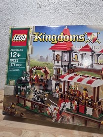LEGO Castle: Kingdoms Joust (10223) NEW! SEALED!