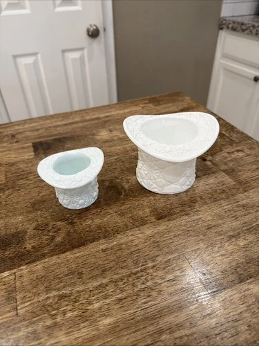 Vintage Fenton Daisy & Button White Milk Glass Top Hat Vases Planters