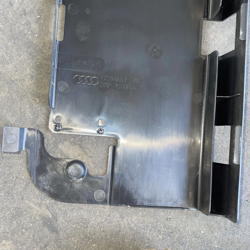 Cubierta de terminal de batería OEM 8K0915429G para Audi A4 A5 S4 S5 Q5 SQ5 2009-2024 Foto 2 de 4