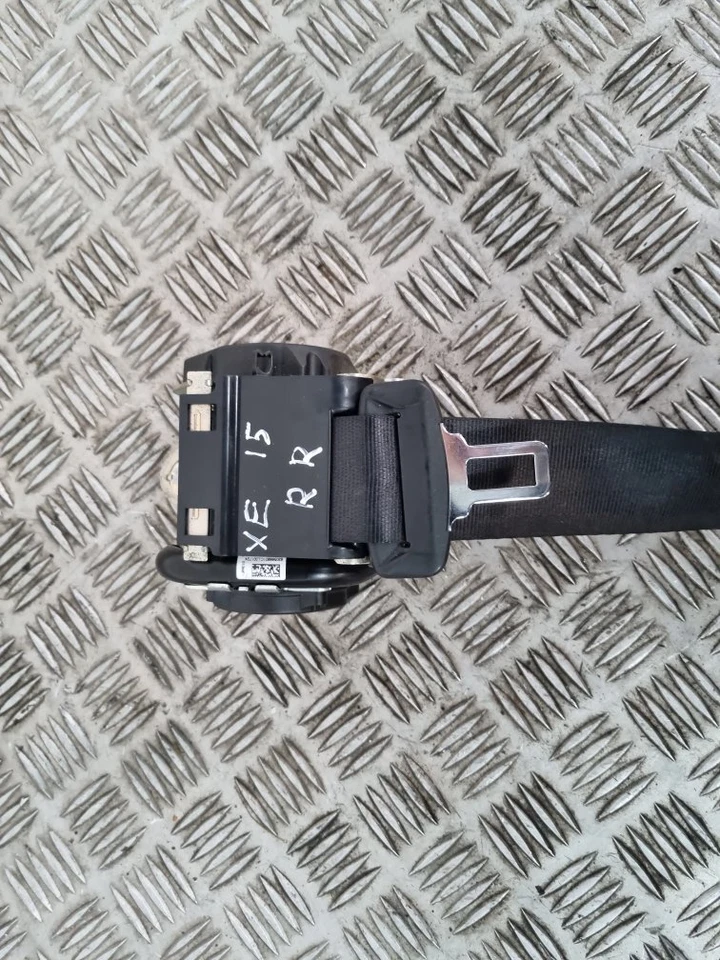 Jaguar Xe X760 Saloon 2015-2019 Cinturón de Seguridad - Conductor Trasero - Imagen 3 de 4