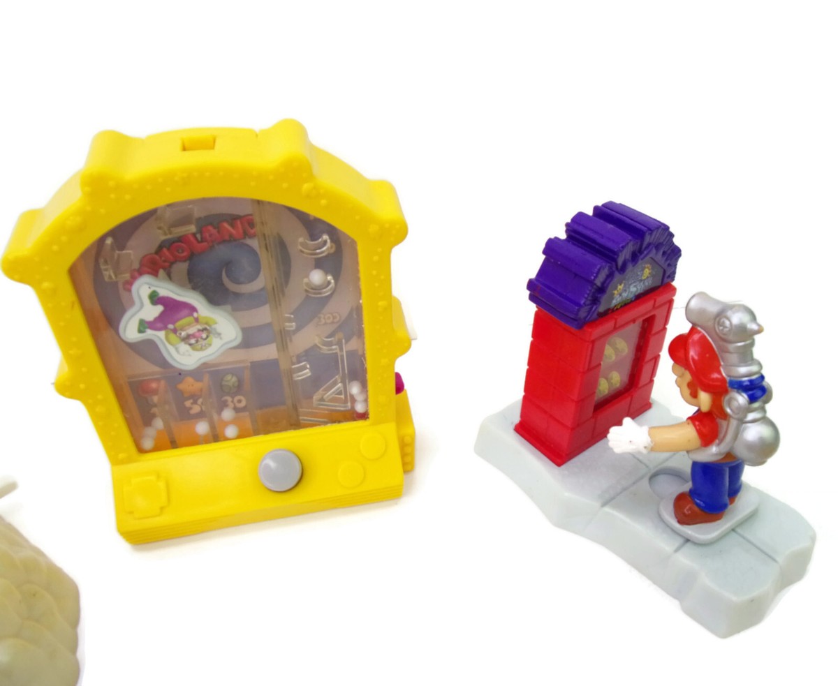 激レア‼️米国ヴィンテージ カービィ ミールトイ 2002 バーガーキング 任天堂 バーガーキング2002 Nintendo Super Stars | ROBOTROBOT